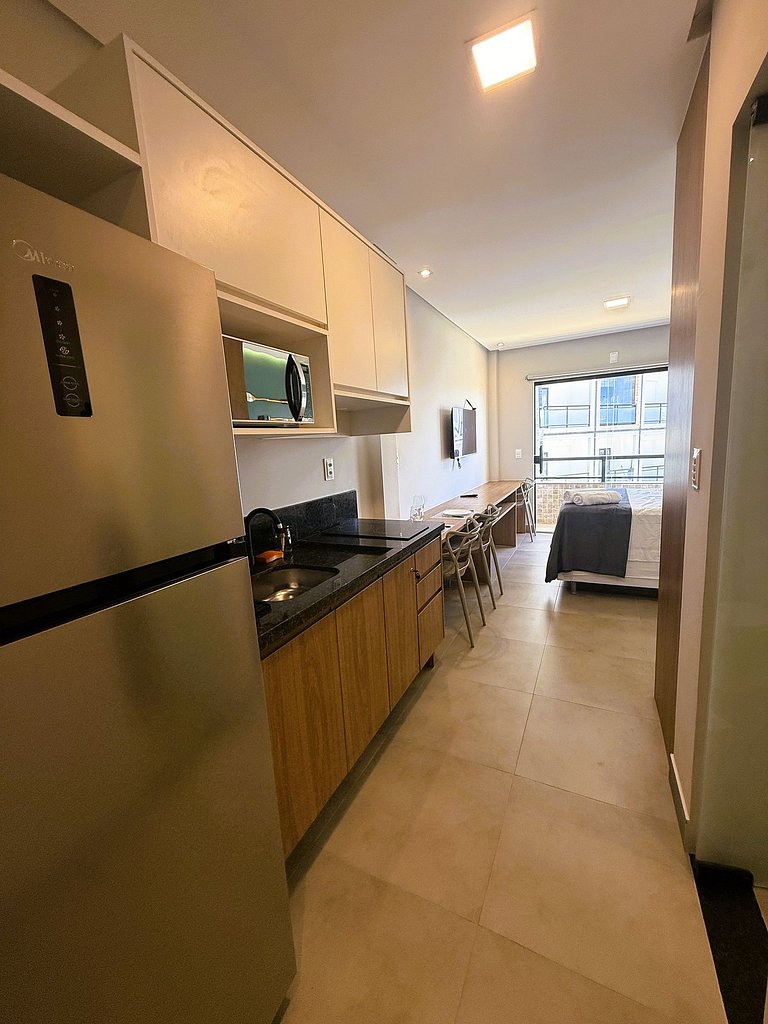 Estilo e leveza a 300m da praia - Stella Studio