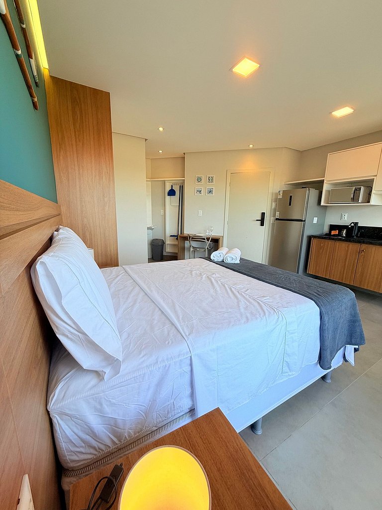 Estilo e leveza a 300m da praia - Stella Studio