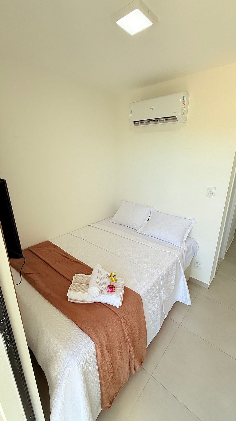 Practical and comfortable retreat near the beach 211