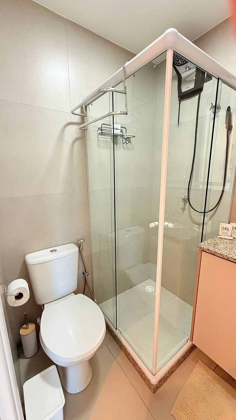 Elegant and functional retreat near the beach - 414