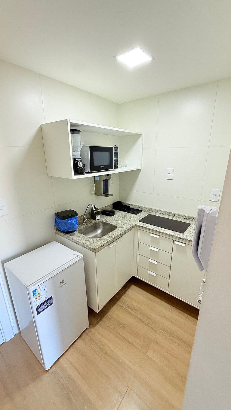 Estudio hermoso y acogedor con vista al mar - CL409