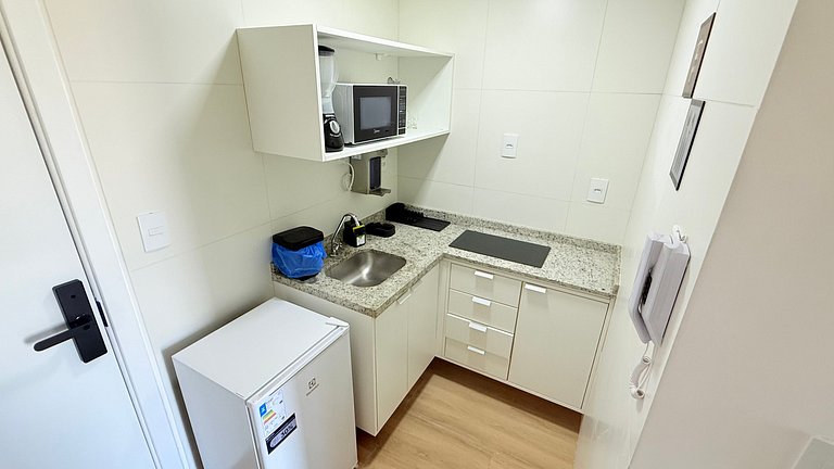 Estudio hermoso y acogedor con vista al mar - CL409