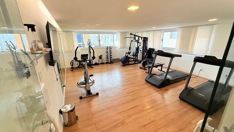 1-Bedroom Apartment with Balcony at Atlântico Porto Residenc